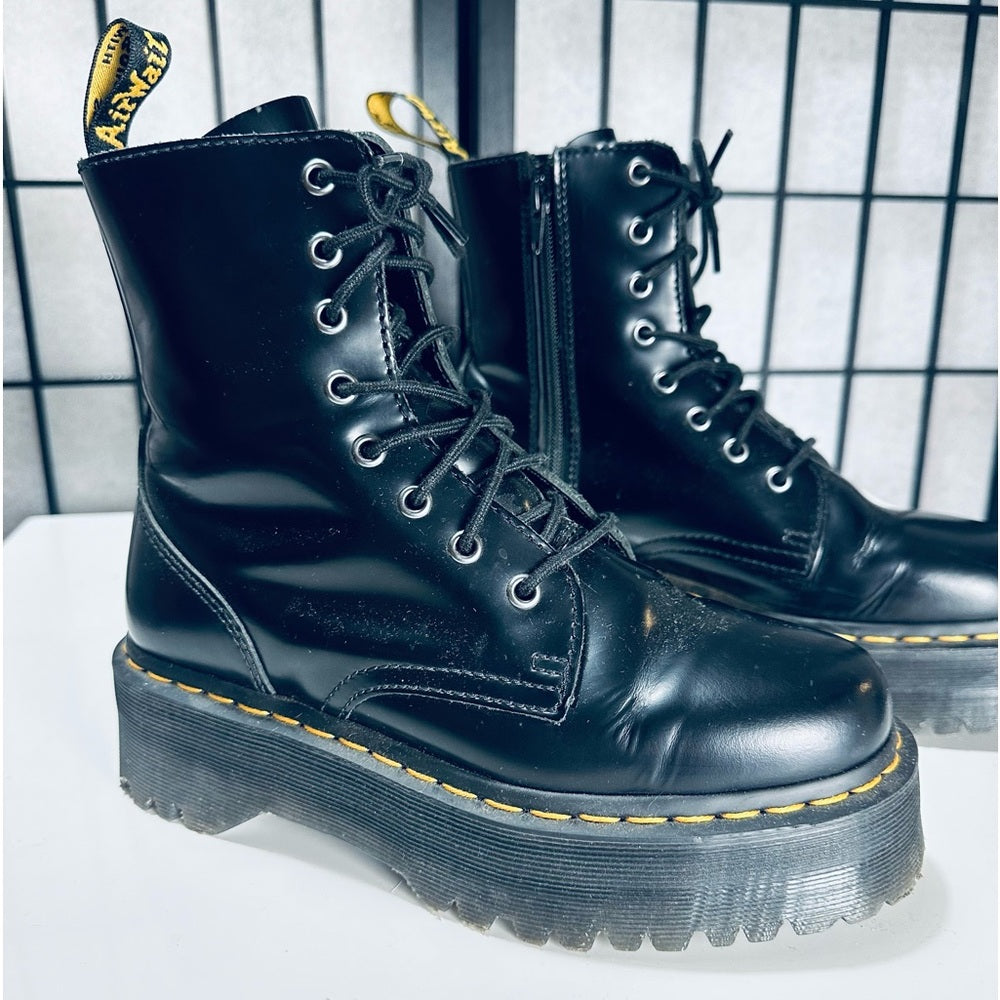 Dr. Martens Classic Black Jadon Platform 8-eye Side Zip Platform Boots