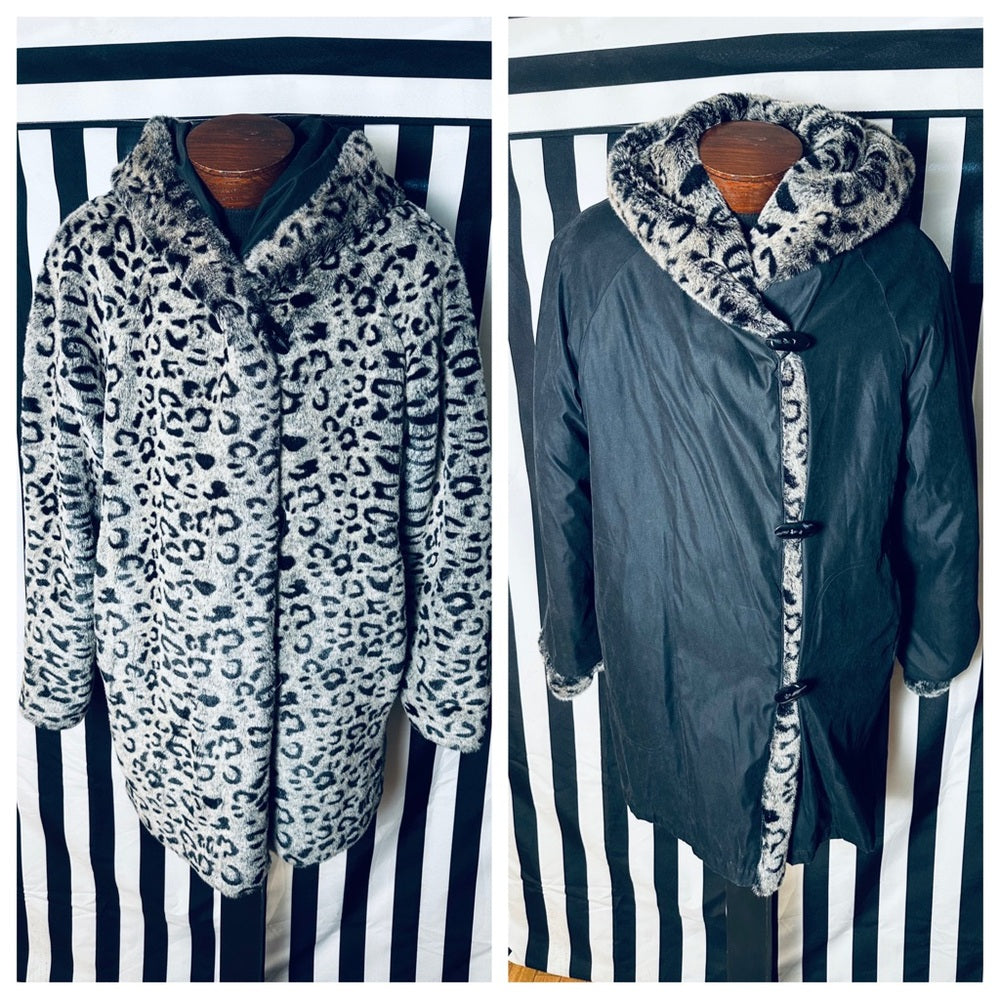 Jones New York Reversible Faux Fur Coat and Raincoat w/ Faux Fur Lining