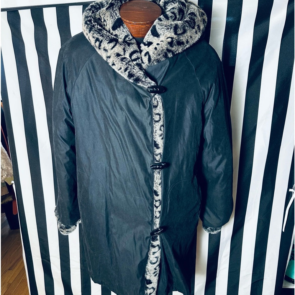 Jones New York Reversible Faux Fur Coat and Raincoat w/ Faux Fur Lining
